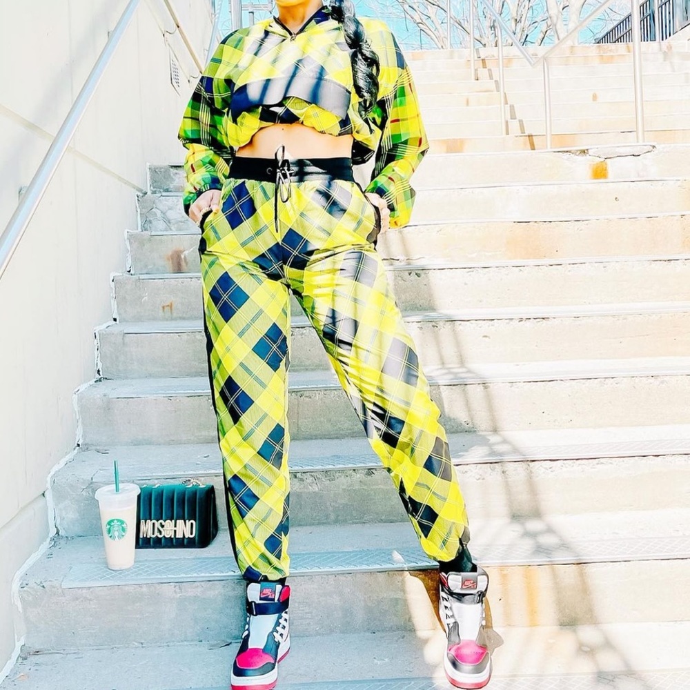 Tracksuit set - Picture 5 of 8